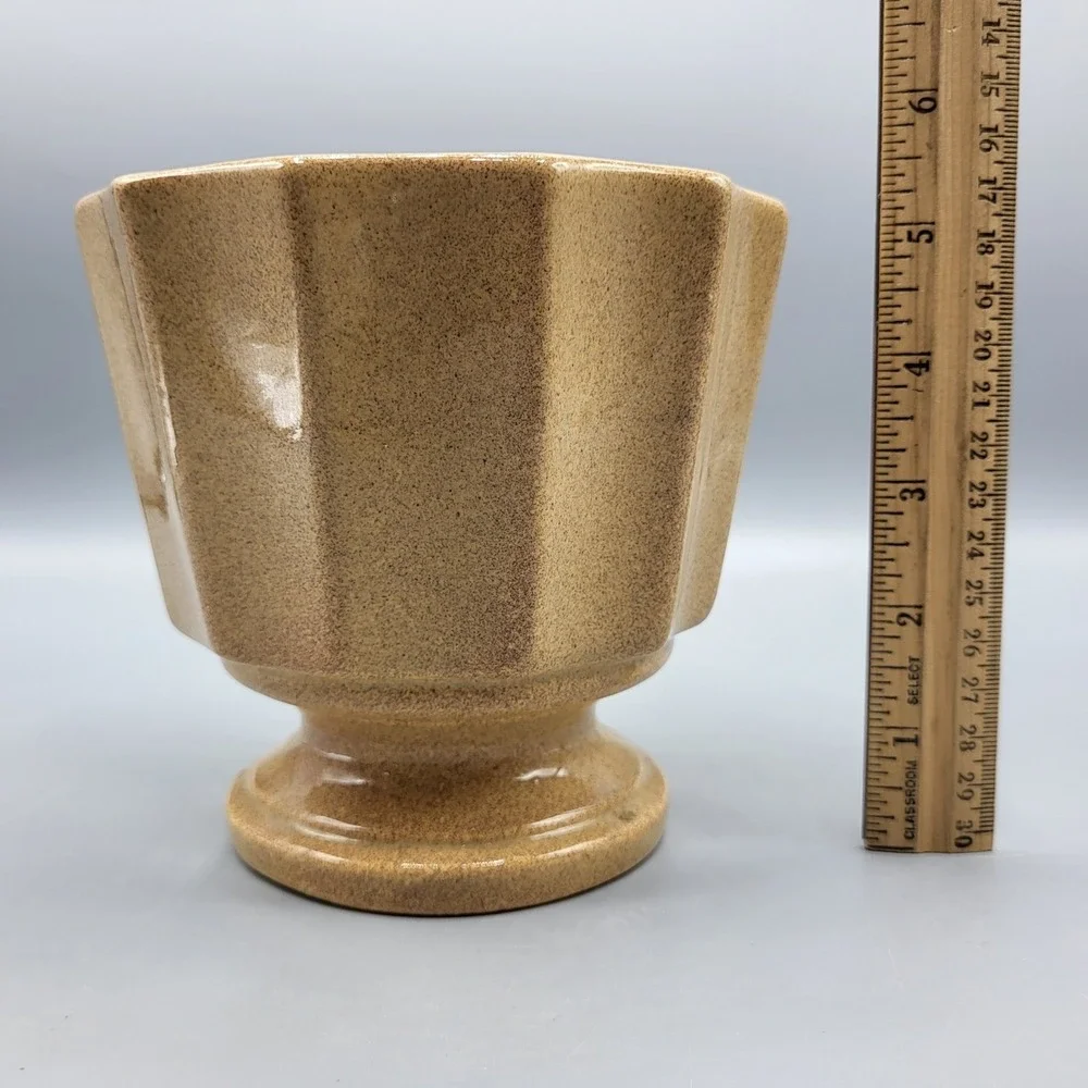 Haeger USA Pottery Fluted Pedestal Planter Vintage Speckled Tan Ceramic Vase